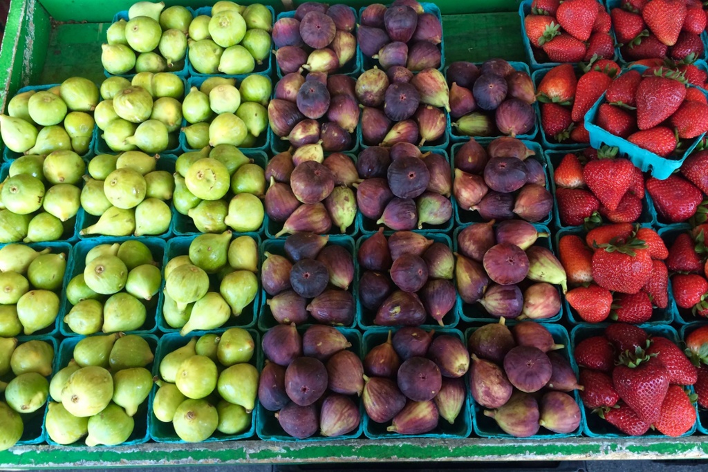 Farmers' Market Display